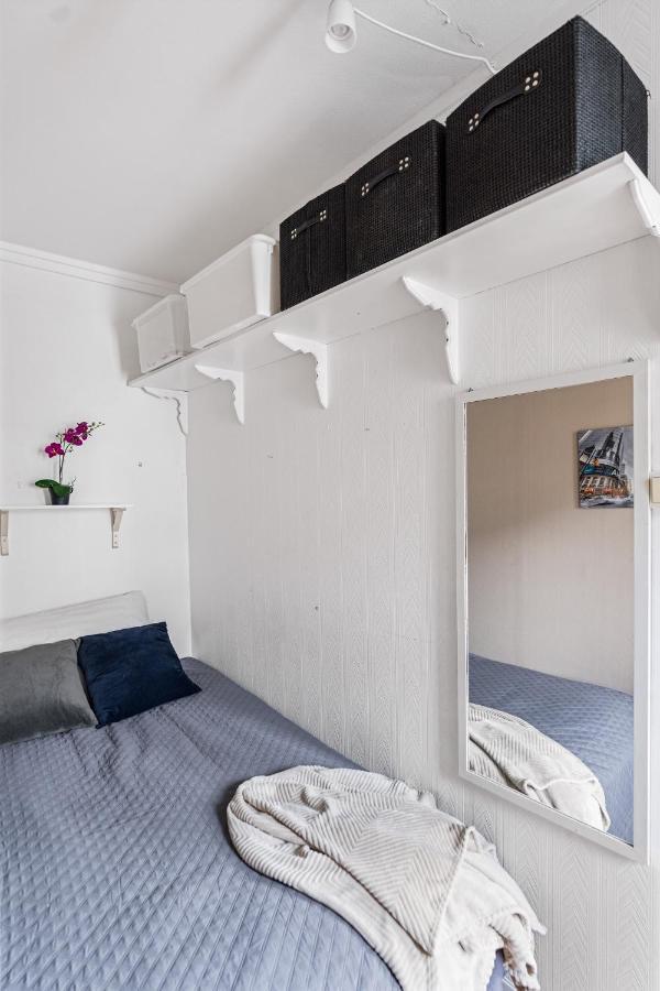 אוסלו Small And Cheap - 6 Ppl - Super Central - Balcony מראה חיצוני תמונה